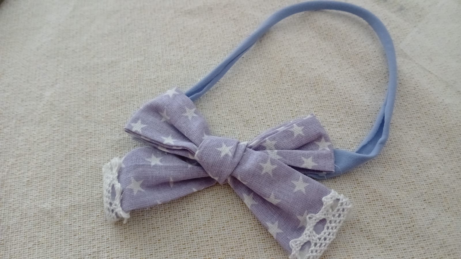 Paarse bandana met witte sterrenprint